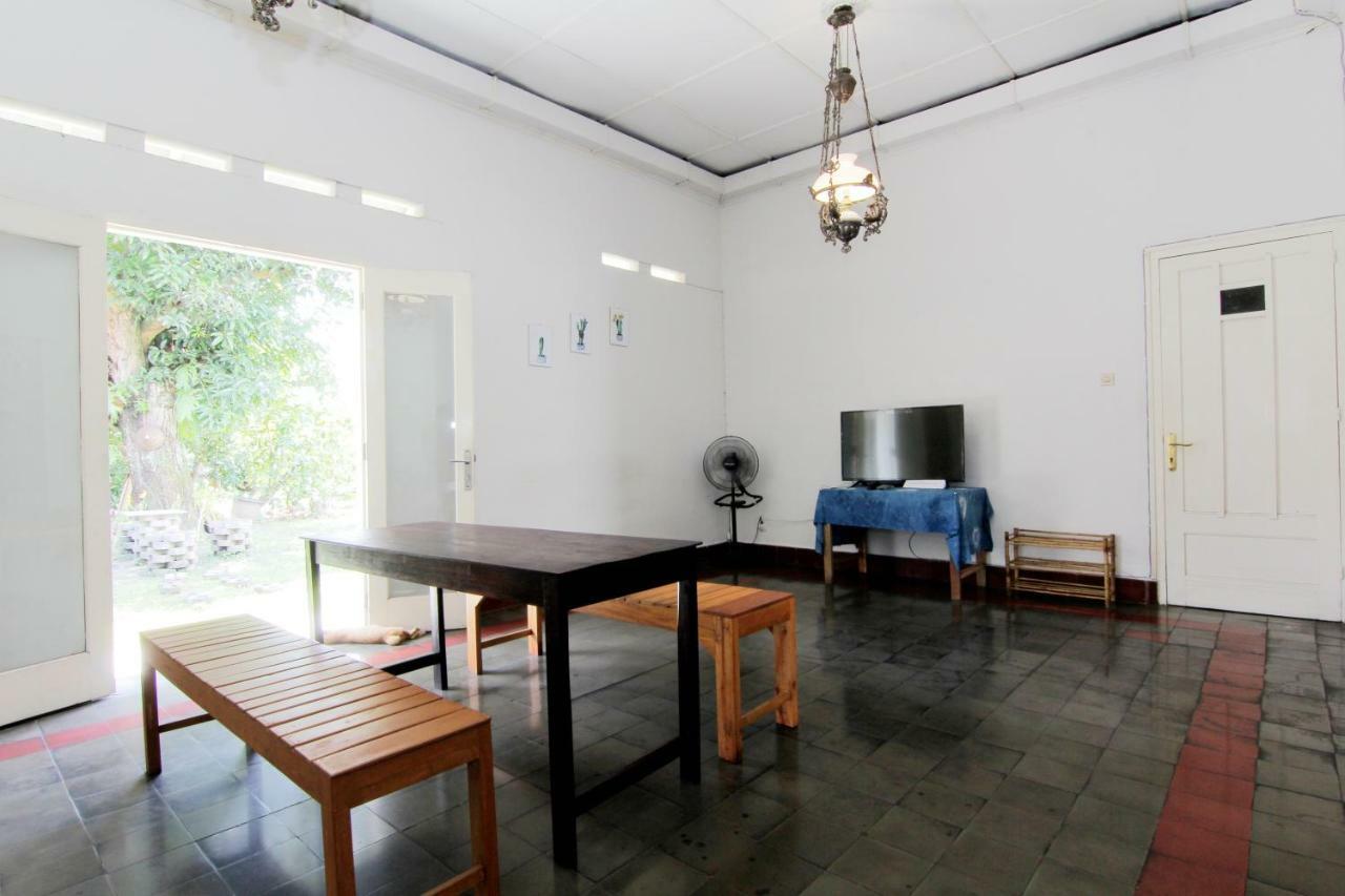 Omah Heritage Yogyakarta Hostel ภายนอก รูปภาพ